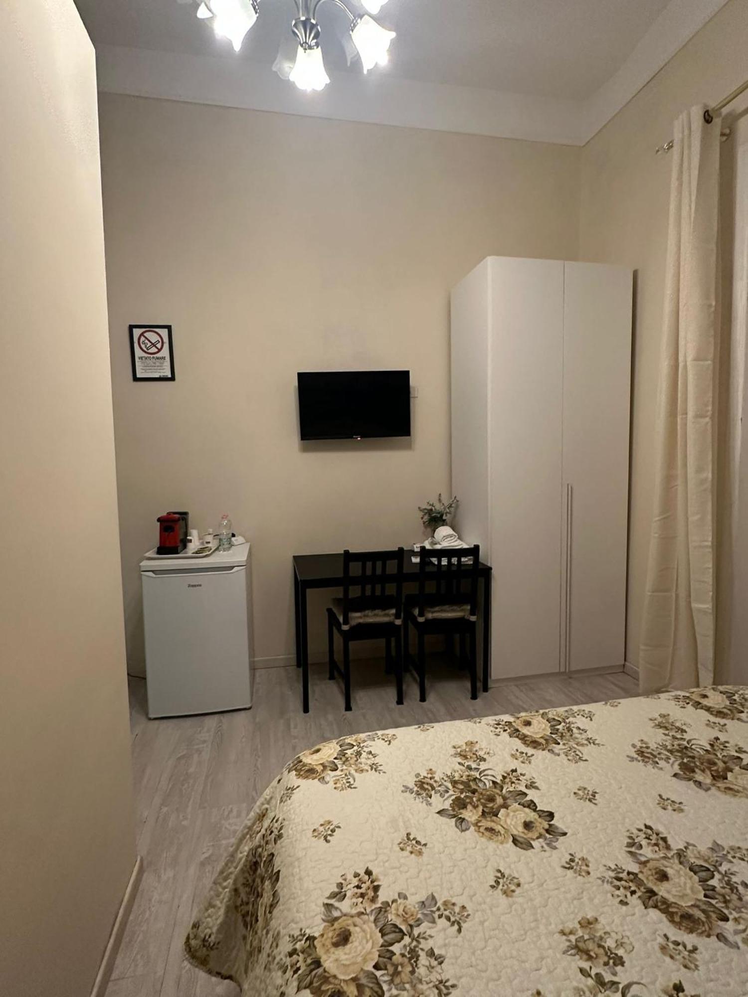 Marcelina Holidays Rooms Rom Exteriör bild